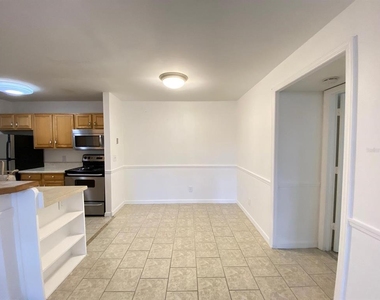 6166 Westgate Drive - Photo Thumbnail 8