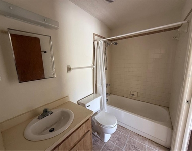 3032 Se 5th Terrace - Photo Thumbnail 6