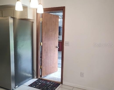 10571 Sw 74th Terrace - Photo Thumbnail 3