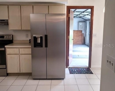 10571 Sw 74th Terrace - Photo Thumbnail 4
