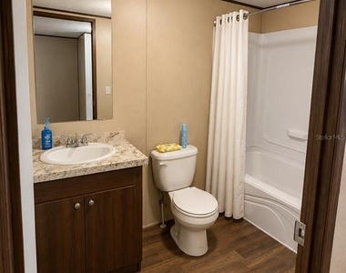 16456 Ne 35th Avenue Road - Photo Thumbnail 14