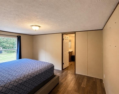 16456 Ne 35th Avenue Road - Photo Thumbnail 7