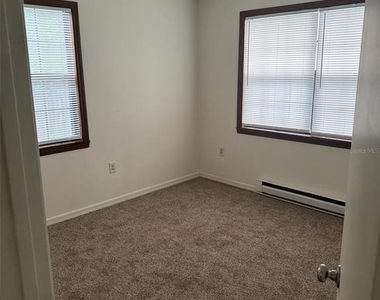 5732 Se 3rd Place - Photo Thumbnail 3