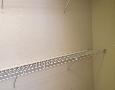 4233 Sw 50th Circle - Photo Thumbnail 9