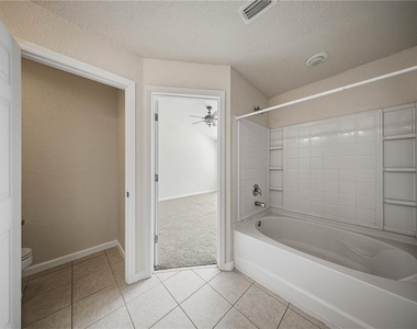 4233 Sw 50th Circle - Photo Thumbnail 13