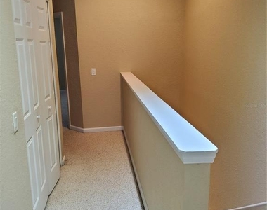 4233 Sw 50th Circle - Photo Thumbnail 10