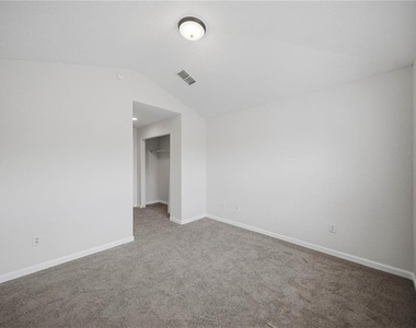 4233 Sw 50th Circle - Photo Thumbnail 18