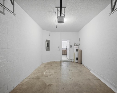 4233 Sw 50th Circle - Photo Thumbnail 20