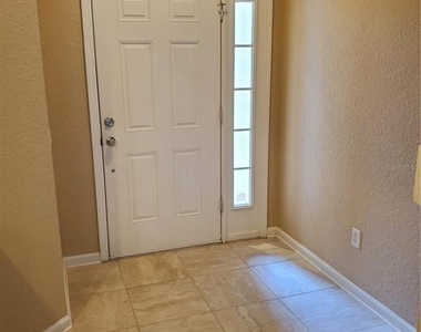 4233 Sw 50th Circle - Photo Thumbnail 2