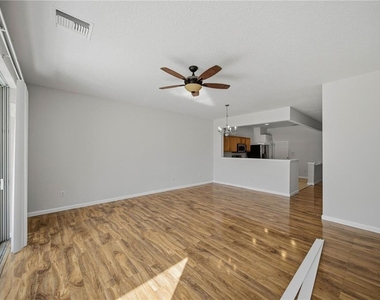 4233 Sw 50th Circle - Photo Thumbnail 7