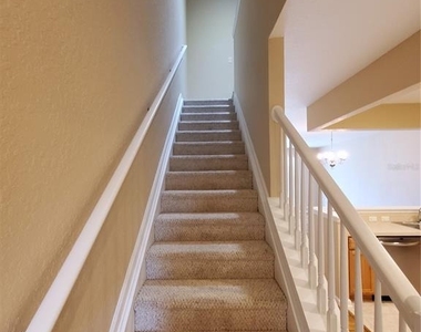 4233 Sw 50th Circle - Photo Thumbnail 7
