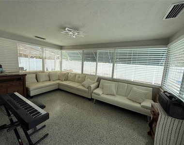 52 45th Avenue - Photo Thumbnail 7