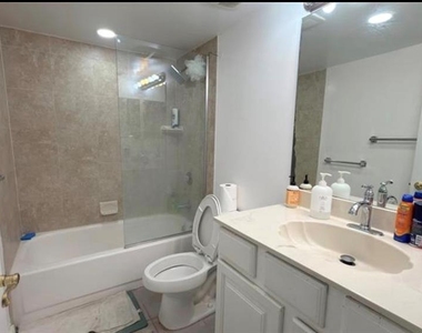 5304 Indian Creek Drive - Photo Thumbnail 15