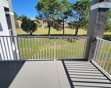 14013 Fairway Island Drive - Photo Thumbnail 8