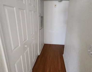 14013 Fairway Island Drive - Photo Thumbnail 5
