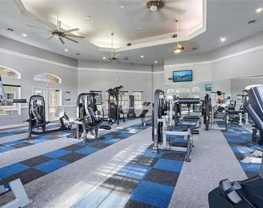 14013 Fairway Island Drive - Photo Thumbnail 10