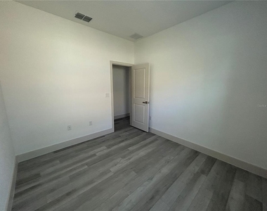 1531 W Gainsboro Lane - Photo Thumbnail 22