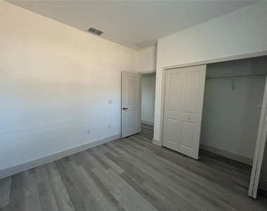 1531 W Gainsboro Lane - Photo Thumbnail 27