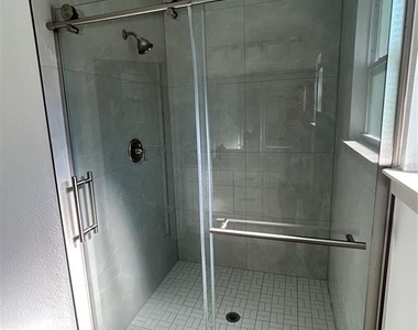 1531 W Gainsboro Lane - Photo Thumbnail 16