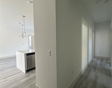 1531 W Gainsboro Lane - Photo Thumbnail 20