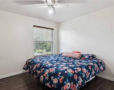 1356 Scarlet Oak Loop - Photo Thumbnail 19
