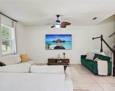 1356 Scarlet Oak Loop - Photo Thumbnail 3