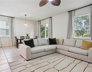 1356 Scarlet Oak Loop - Photo Thumbnail 6