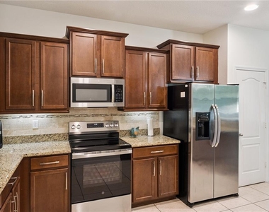 1356 Scarlet Oak Loop - Photo Thumbnail 12