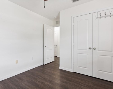 1356 Scarlet Oak Loop - Photo Thumbnail 20