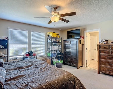 2248 Canopy Terrace Boulevard - Photo Thumbnail 11