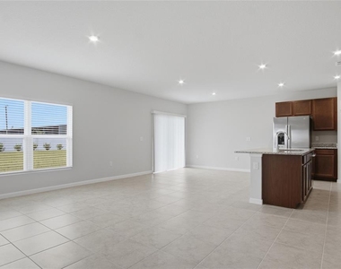 724 Cantaberry Drive - Photo Thumbnail 7