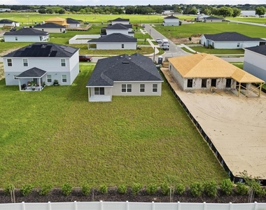 724 Cantaberry Drive - Photo Thumbnail 28