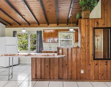 7612 Ficquette Road - Photo Thumbnail 17