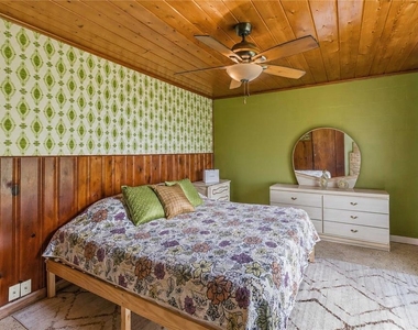 7612 Ficquette Road - Photo Thumbnail 31