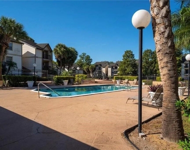 1972 Lake Atriums Circle - Photo Thumbnail 1