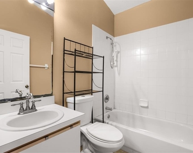 2501 Daffadil Terrace - Photo Thumbnail 13