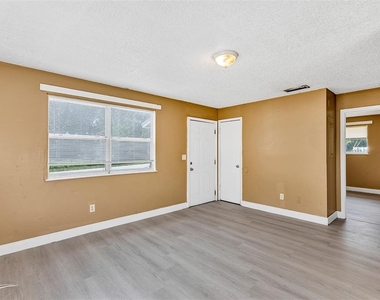 5879 Nw 1st Street - Photo Thumbnail 8