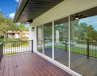 905 Main Street - Photo Thumbnail 20