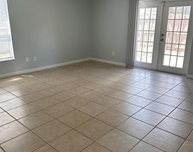 3218 Bearclaw Way - Photo Thumbnail 4