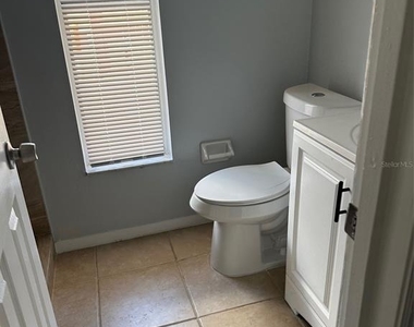 3218 Bearclaw Way - Photo Thumbnail 7