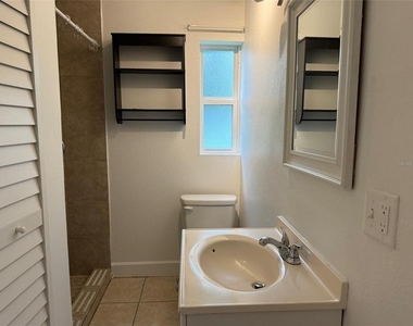 2416 S Mayer Avenue - Photo Thumbnail 5