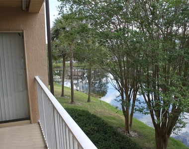 14036 Fairway Island Drive - Photo Thumbnail 11