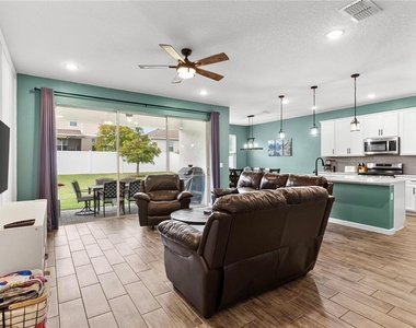 2527 Natoma Boulevard - Photo Thumbnail 8