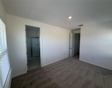 17740 Porter Road - Photo Thumbnail 7