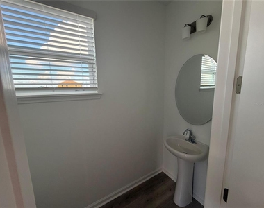 17740 Porter Road - Photo Thumbnail 15