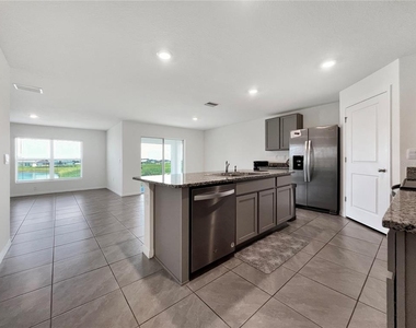 822 Will Scarlett Avenue - Photo Thumbnail 8