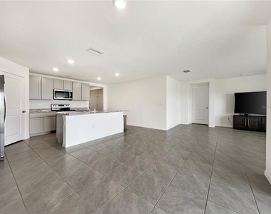 822 Will Scarlett Avenue - Photo Thumbnail 10
