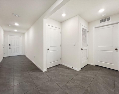 822 Will Scarlett Avenue - Photo Thumbnail 23