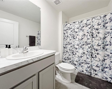 822 Will Scarlett Avenue - Photo Thumbnail 24