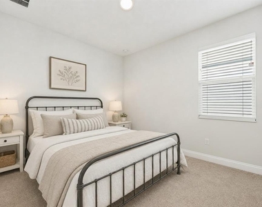 606 Dogfish Lane - Photo Thumbnail 6